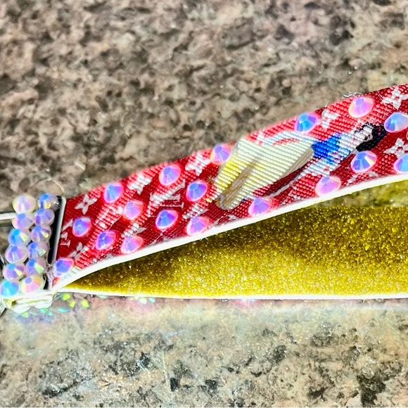 Handmade Snow White Bedazzled Key Fob - Picture 4 of 6